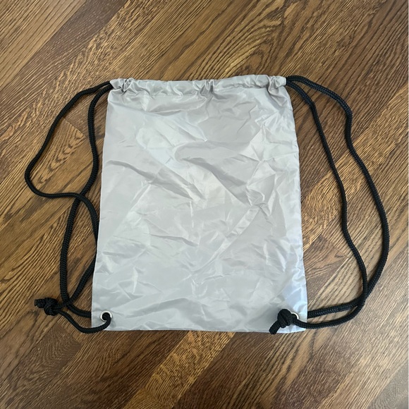 Hunter Original Silver Drawstring Backpack - Picture 2 of 2